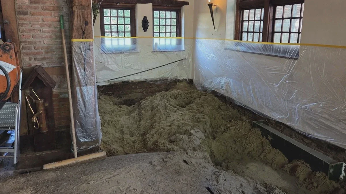 Alluvione a Mander: il materiale segreto contro la muffa nera